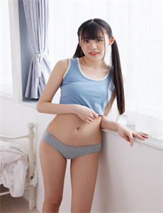 《中文字幕超乳》