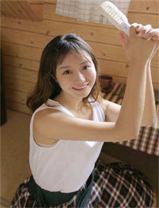 《他她他她》