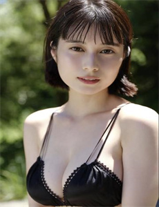 《巨乳痴女学园》